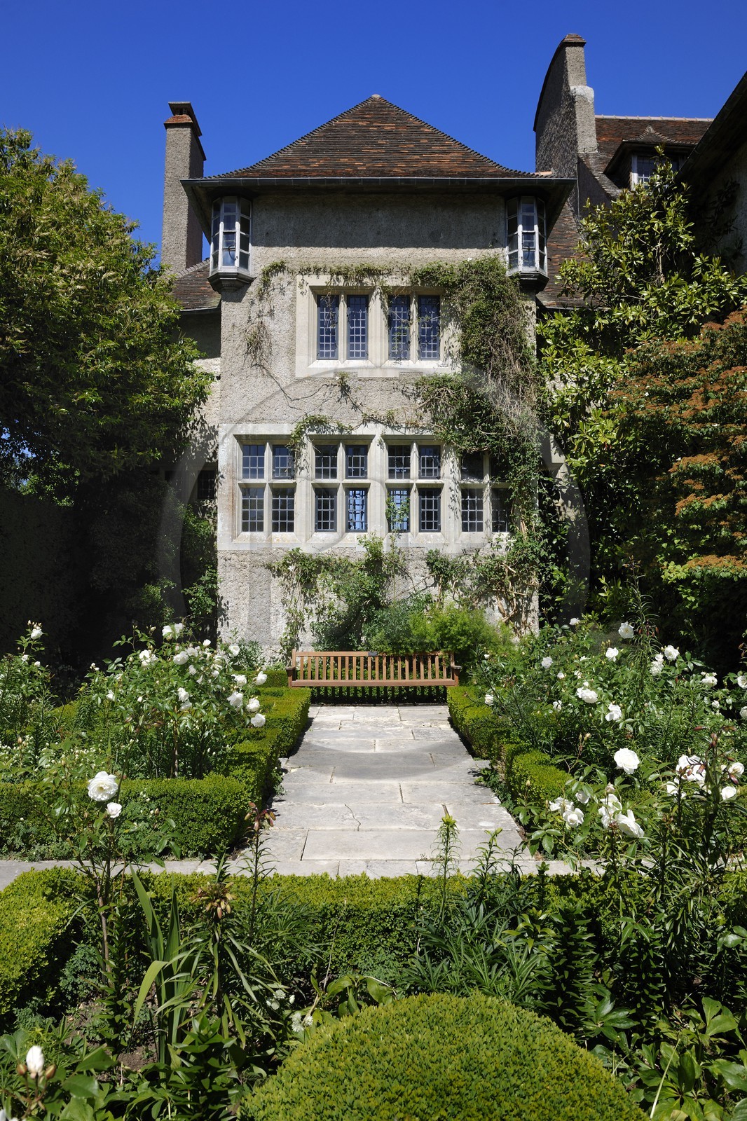 France, Seine-Maritime (76), Varengeville-sur-Mer, manoir du domaine Le Bois des Moutiers