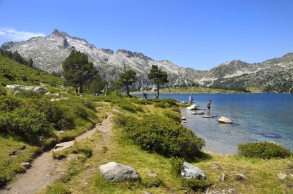 France, Hautes Pyrenees, Saint Lary Soulan and Vielle Aure, Neouvielle National Nature Reserve, Neouvielle lakes hike, Aumar lake and the peak of Neouvielle in the background