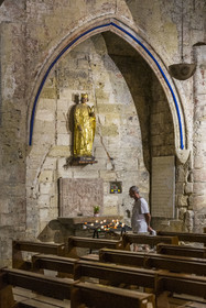 France, Gard, Aigues Mortes, Notre Dame des Sablons church, statue of Saint Louis