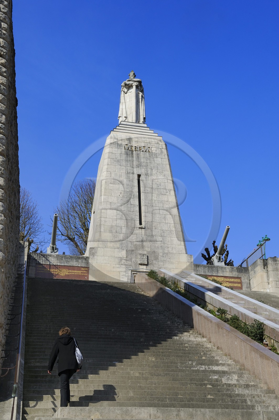 France, Meuse, Verdun, Monument a la Victoire (Monument to the Victory ) of architect Leon Chesnay, Memorial Crypt in which files are kept soldiers holding the Medal of Verdun, frank warrior statue atop