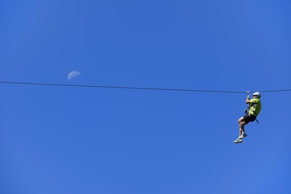 France, Ardèche (07), Parc Naturel Régional des Monts d'Ardèche, Thueyts, la haute-vallée de la rivière Ardèche, La via ferrata du Pont du diable