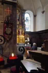 France, Bas-Rhin (67), Mont Saint-Odile, abbaye de Hohenbourg encore appelée couvent du Mont-Sainte-Odile, l'adoration perpétuelle de la Confrérie de Sainte-Odile dans la basilique est assurée par plusieurs groupes venus de toutes les régions alsaciennes