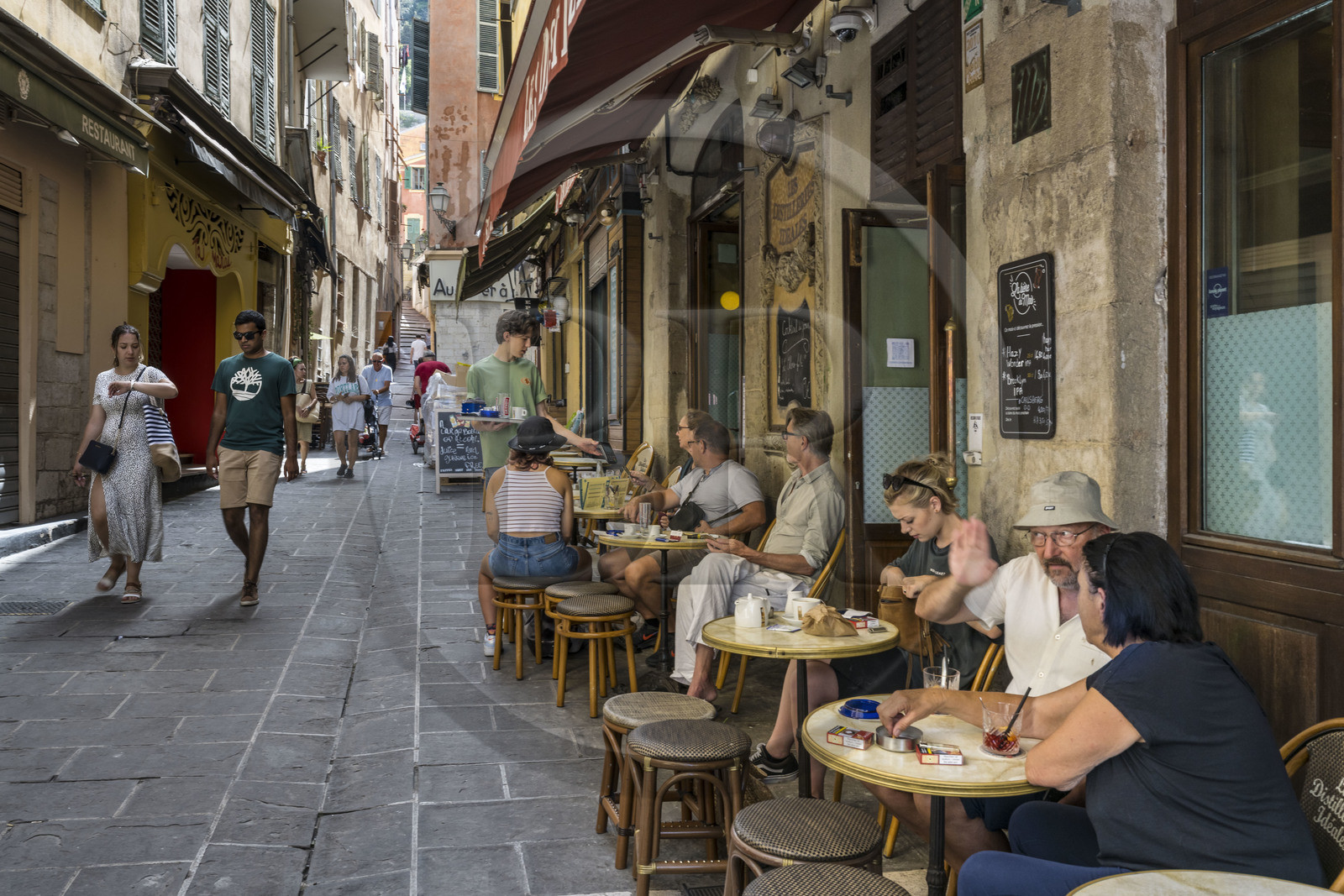 France, Alpes-Maritimes (06), Nice classée Patrimoine Mondial de l'UNESCO, le Vieux Nice, café Les Distilleries Idéales rue de la Préfecture