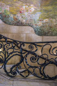 Spain, Catalonia, Barcelona, Eixample district, Passeig de Gracia, Pedrera or Casa Mila (1905-1910) by the Catalan modernist architect Antoni Gaudi, UNESCO World Heritage site, main staircase