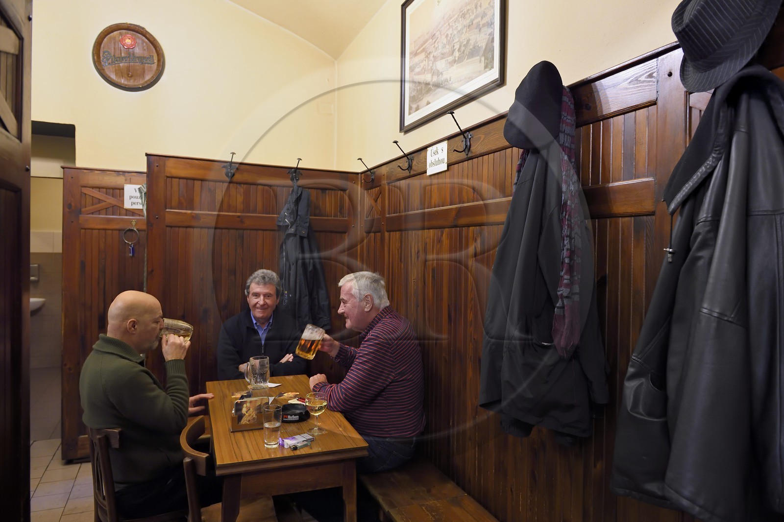 République Tchèque, Prague, Nove Mesto, le très praguois bar Plzenska Jelinkova Pivnice