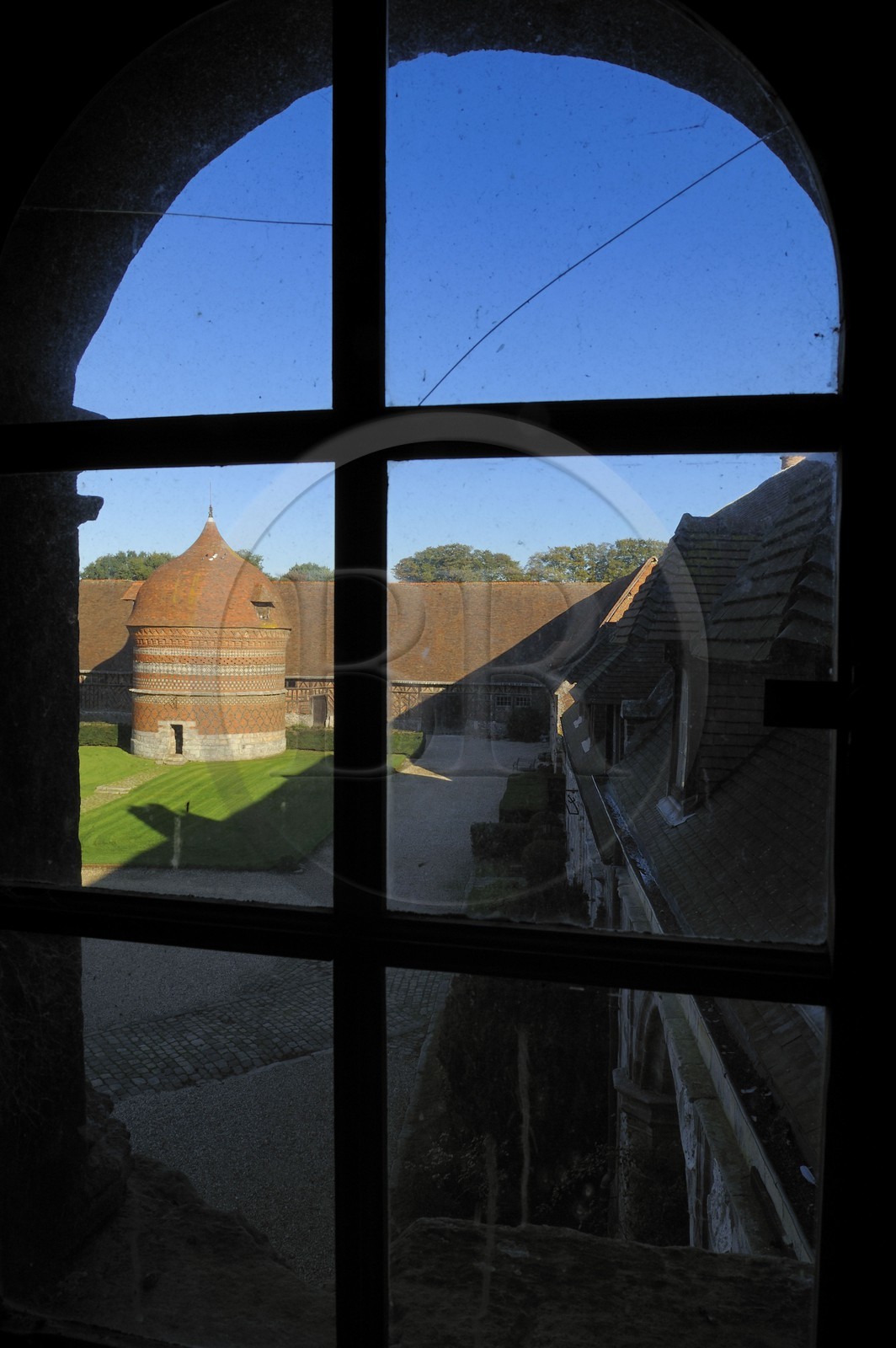 France, Seine-Maritime (76), Varengeville-sur-Mer, le colombier du  Manoir d' Ango