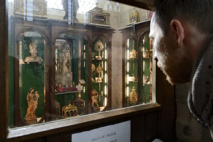 France, Meurthe-et-Moselle, Saint-Nicolas-de-Port basilica, Treasure Room, the relic of Saint Nicolas blessing dexter (according to tradition it is the bones of a joint of the right hand of the bishop) that is kept in a reliquary arm of the late 19th century in silver, gold, enamel and diamonds