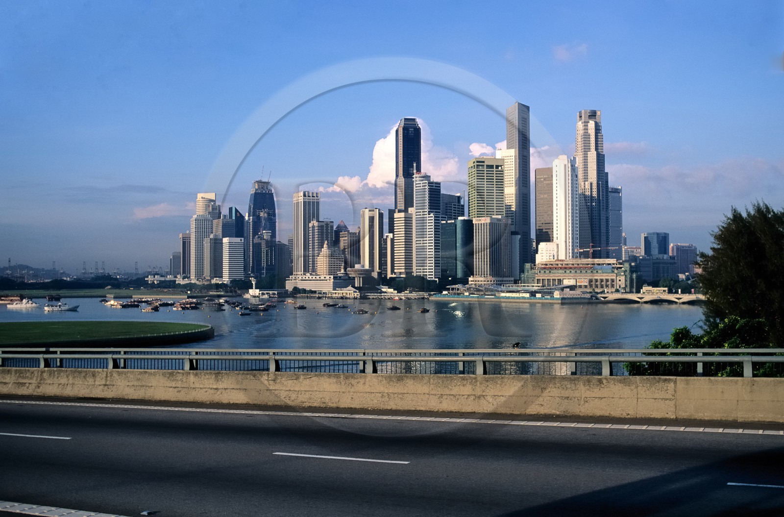 Singapour, gratte-ciel du centre ville