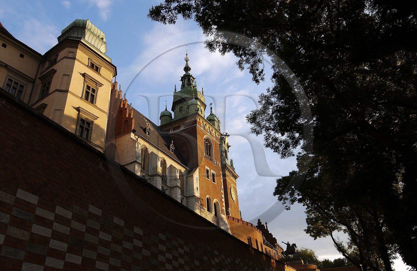 Pologne, Cracovie, vieille ville (Stare Miasto), la Cathédrale dans l'enceinte du chateau royal sur la colline de Wawel
