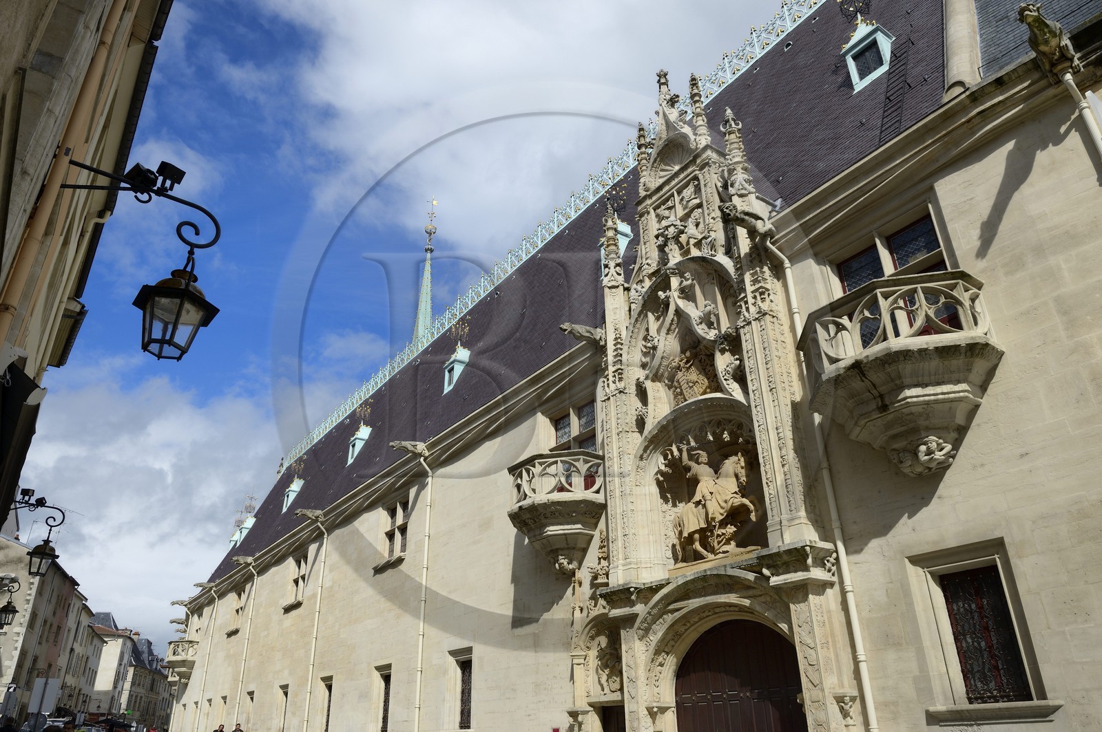 France, Meurthe-et-Moselle (54), Nancy, le Palais Ducal (Palais des Ducs de Lorraine) abrite le Musée historique lorrain, statue équestre du duc Antoine