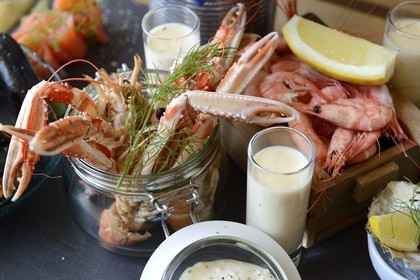 Suède, Västra Götaland, Göteborg (Gothenburg), l'Eglise du poisson (marché de poisson couvert) Feskekörka, restaurant de fruits de mer Gabriel de Gunnar et Johan Malm