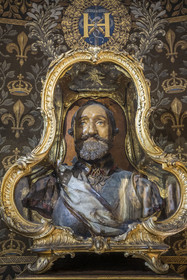 France, Oise, Chantilly, the castle of Chantilly, the Condé museum, wax bust of Henri IV king of France in the gallery of Psyche