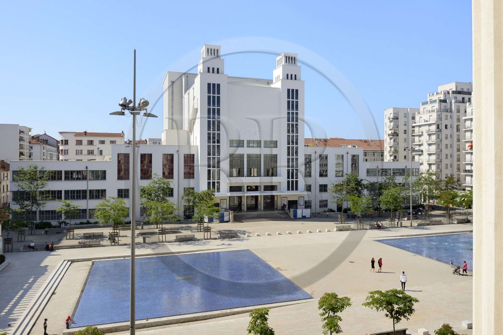 France, Rhone, Villeurbanne, architectural ensemble of the gratte-ciel (skyscrapers) built from 1927 to 1934, the former Palais du Travail (palace of Labour) now occupied by the theatre TNP on place Lazare Goujon