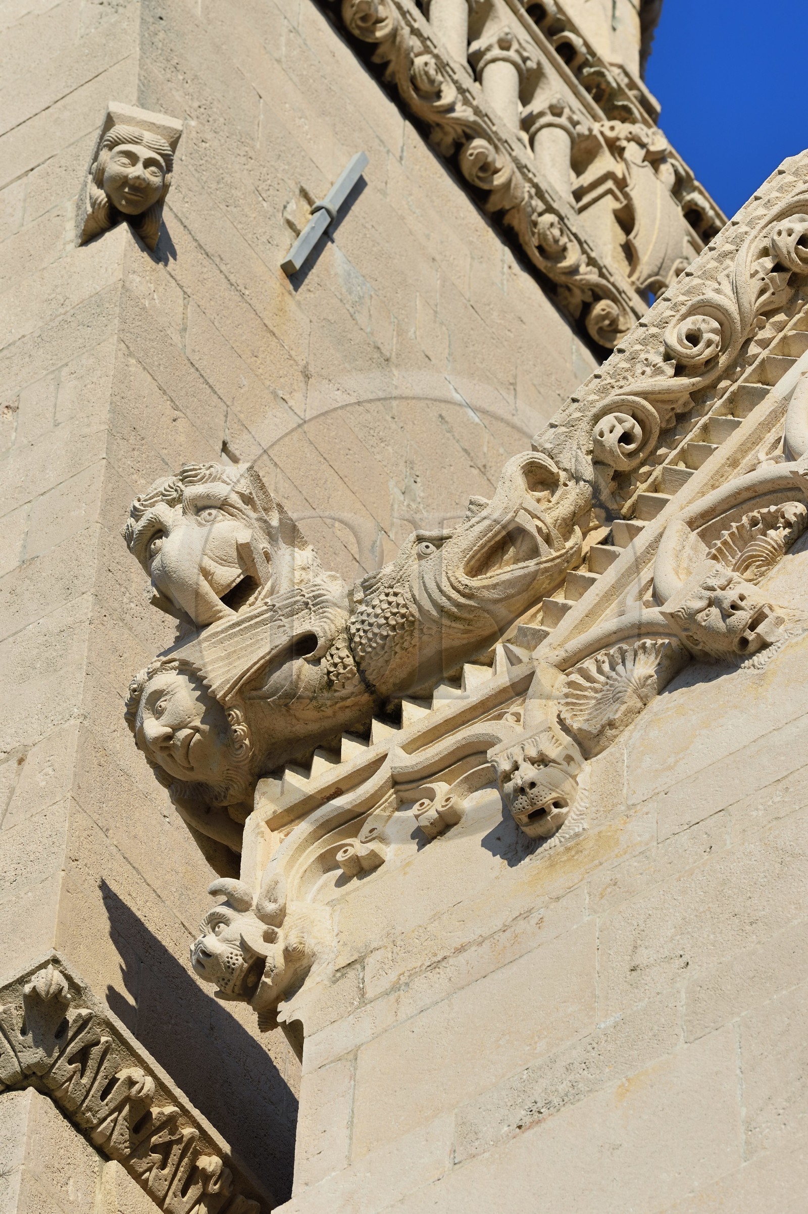 Croatie, Dalmatie, cote dalmate, Ile de Korcula, ville de Korcula, cathédrale Saint-Marc, sculptures de la facade