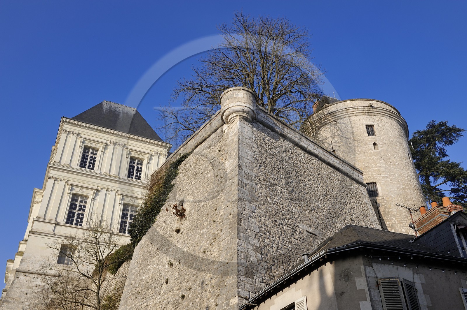 France, Loir-et-Cher (41), vallée de la Loire classée au Patrimoine Mondial de l'UNESCO, château de Blois, les remparts et l'aile Mansart Gaston d'Orléans
