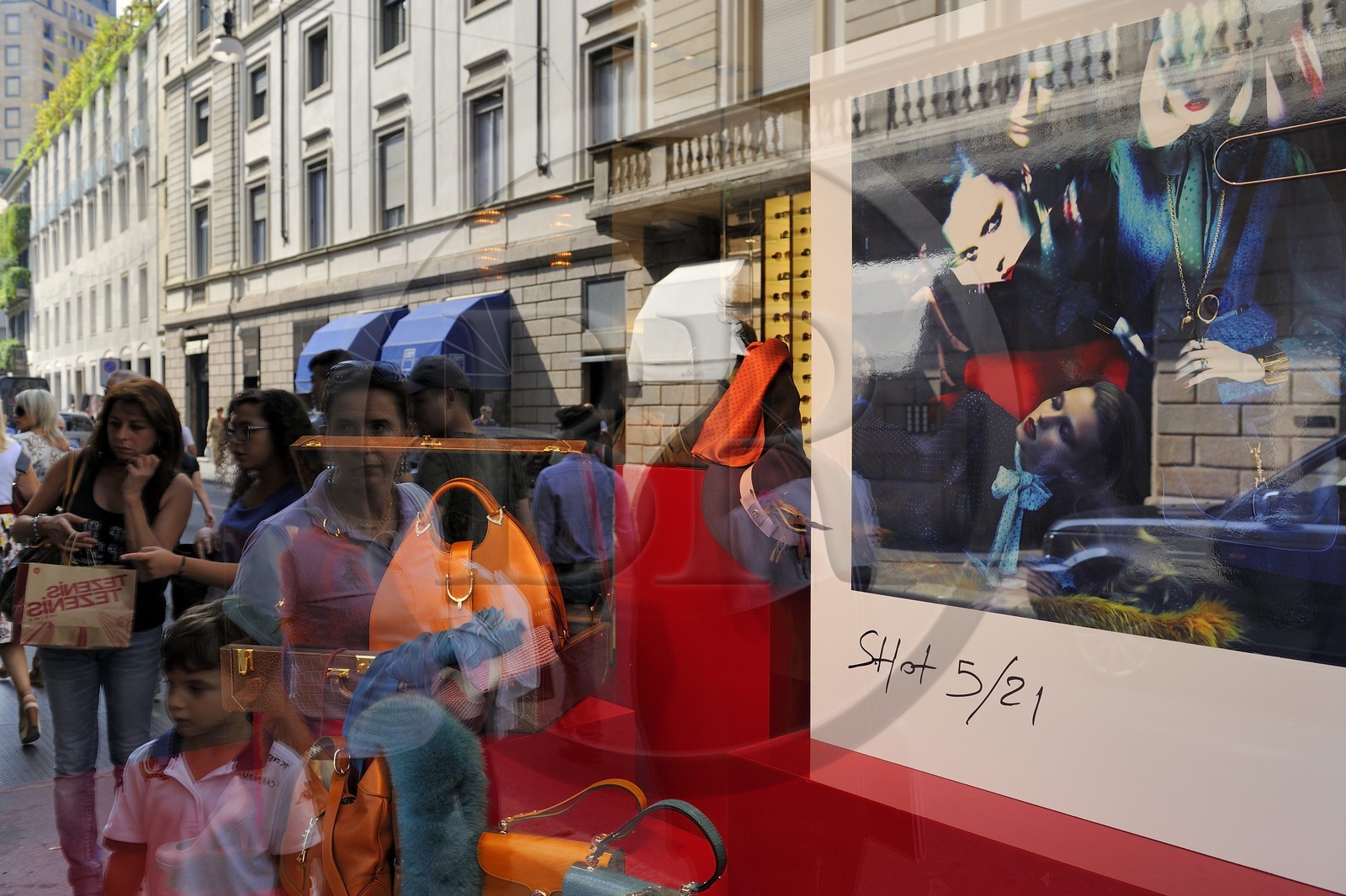 Italy, Lombardy, Milan, Quadrilatero Fashion Area, luxury boutique via Monte Napoleone