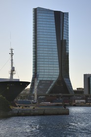 France, Bouches-du-Rhône (13), Marseille, Zone Euroméditerranée, Grand Port Maritime, quartier des Docks, tour CMA CGM de l'architecte Zaha Hadid