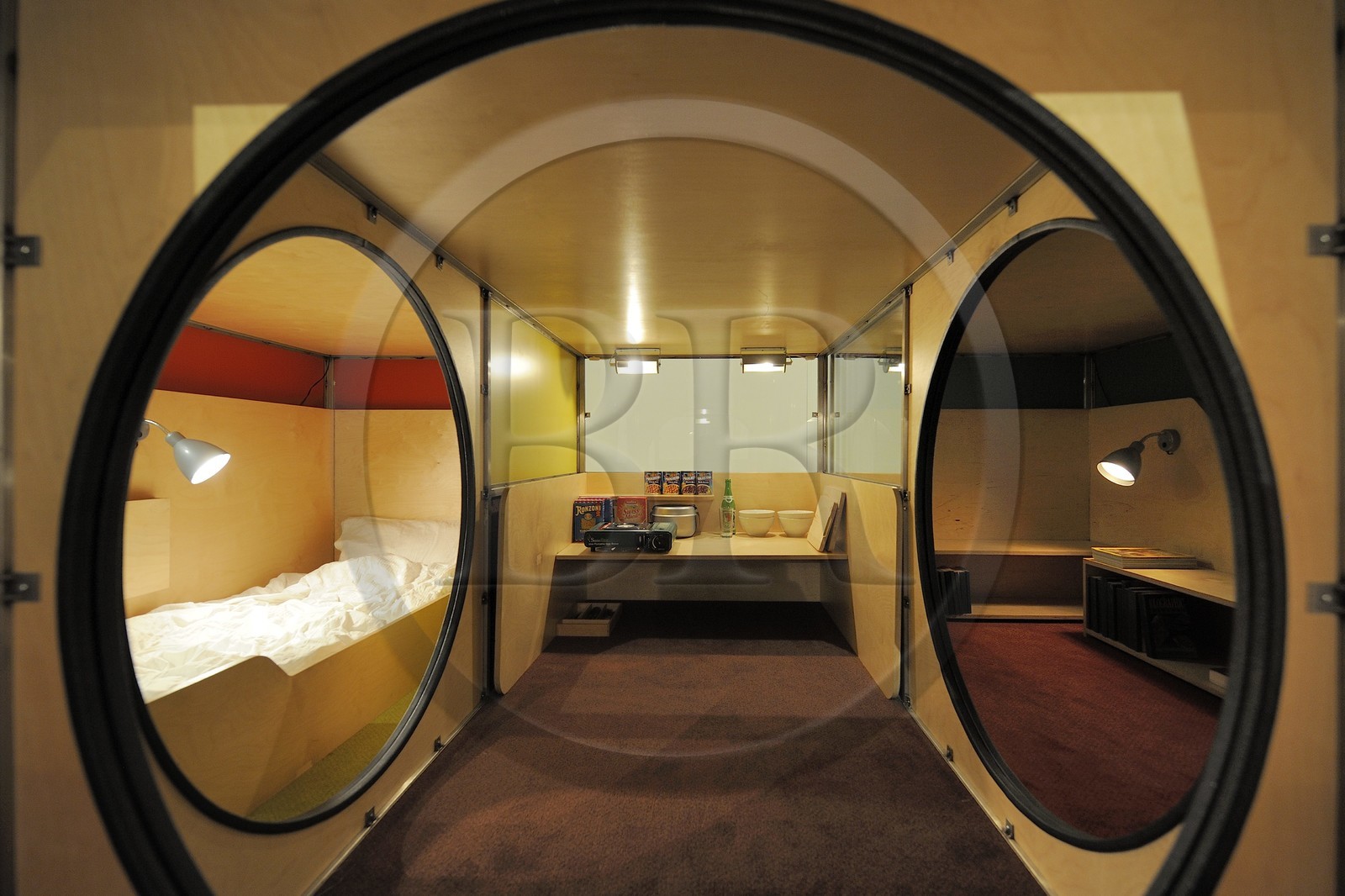 Suisse, Bâle, espace d'Art Schaulager des architectes Herzog et de Meuron, oeuvres de Andrea Zittel