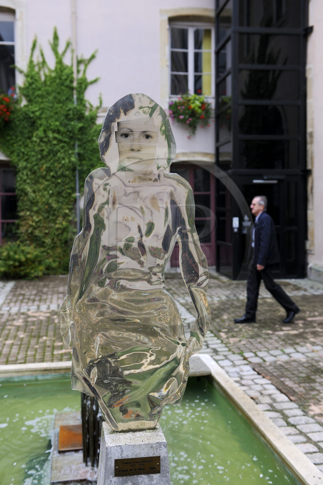 France, Vosges, Epinal, sculpture l'esprit de la photo from Bougeard