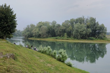 Italie, Lombardie, Lodi, la bataille du pont de Lodi oppose le 10 mai 1796 l’armée d'Italie du général Bonaparte aux armées coalisées commandées par le général Sebottendorf pour la prise du pont de Lodi sur l’Adda et conclut de manière victorieuse la deuxième partie de la campagne d’Italie