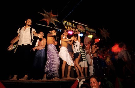 Thailand, Samui islands archipelago, Full Moon Party on Koh Pha-Ngan island, the party at night