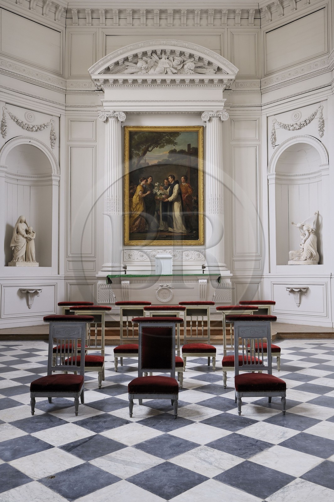 France, Yvelines (78), château de Versailles, classé Patrimoine Mondial de l'UNESCO, le domaine de Marie-Antoinette, le Petit Trianon, la chapelle