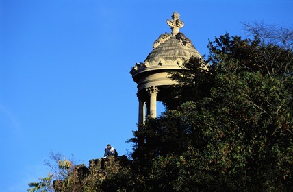 France, Paris, rotunda in the Buttes Chaumont Park