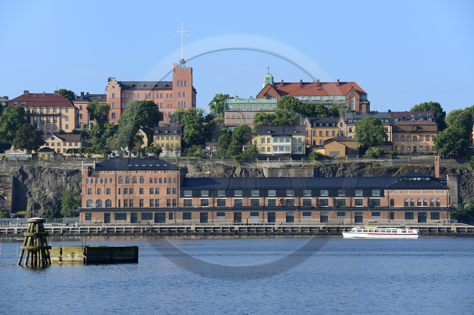 Sweden, Stockholm, Södermalm Island, the Museum of Photography Fotografiska housed at Stadsgården in a former industrial Art Nouveau style building used as a customs house and dating from 1906