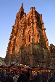France, Bas Rhin, Strasbourg,  listed as World Heritage by UNESCO, Place de la Cathedrale, Christmas Market (Christkindelsmarik) and the Notre Dame Cathedral