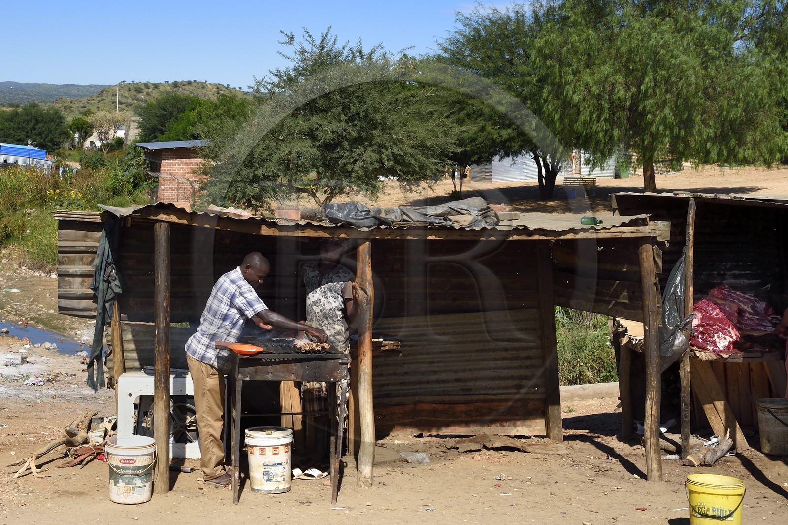 Namibie, région de Khomas, Windhoek, township de Katutura, restaurant de rue