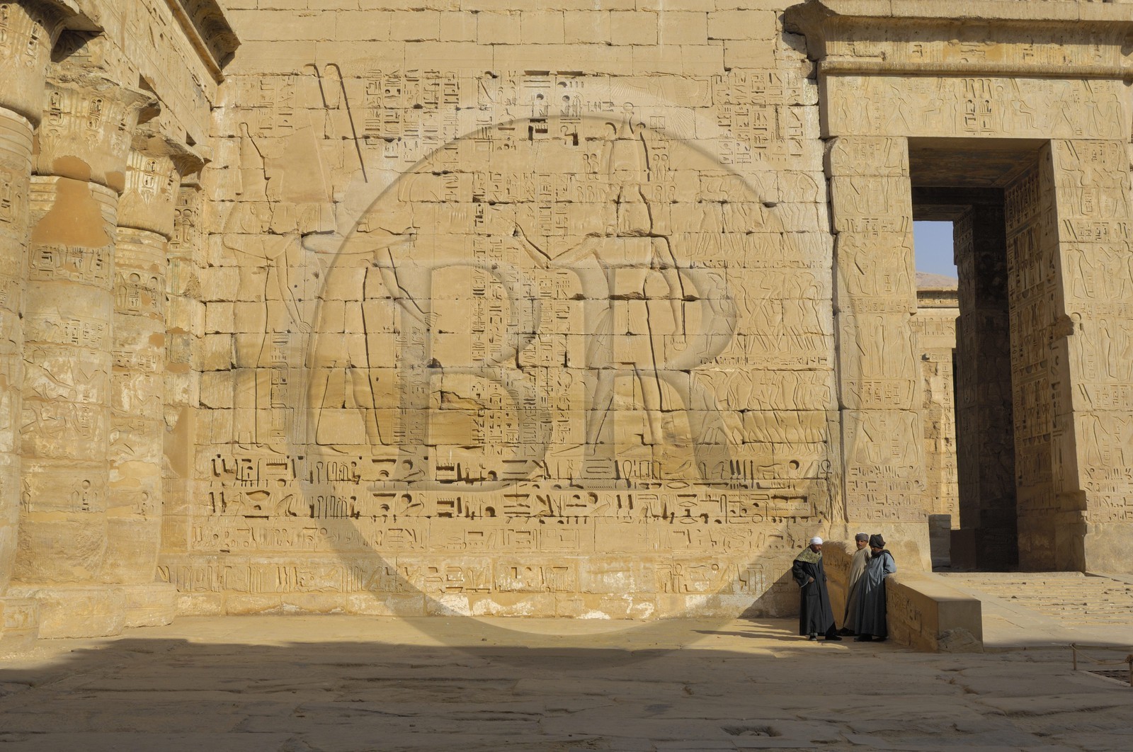 Egypte, Haute Egypte, vallée du Nil, environs de Louxor, nécropole thébaine classée Patrimoine Mondial de l'UNESCO, Thèbes Ouest, Medinet Habou, temple de Ramses III