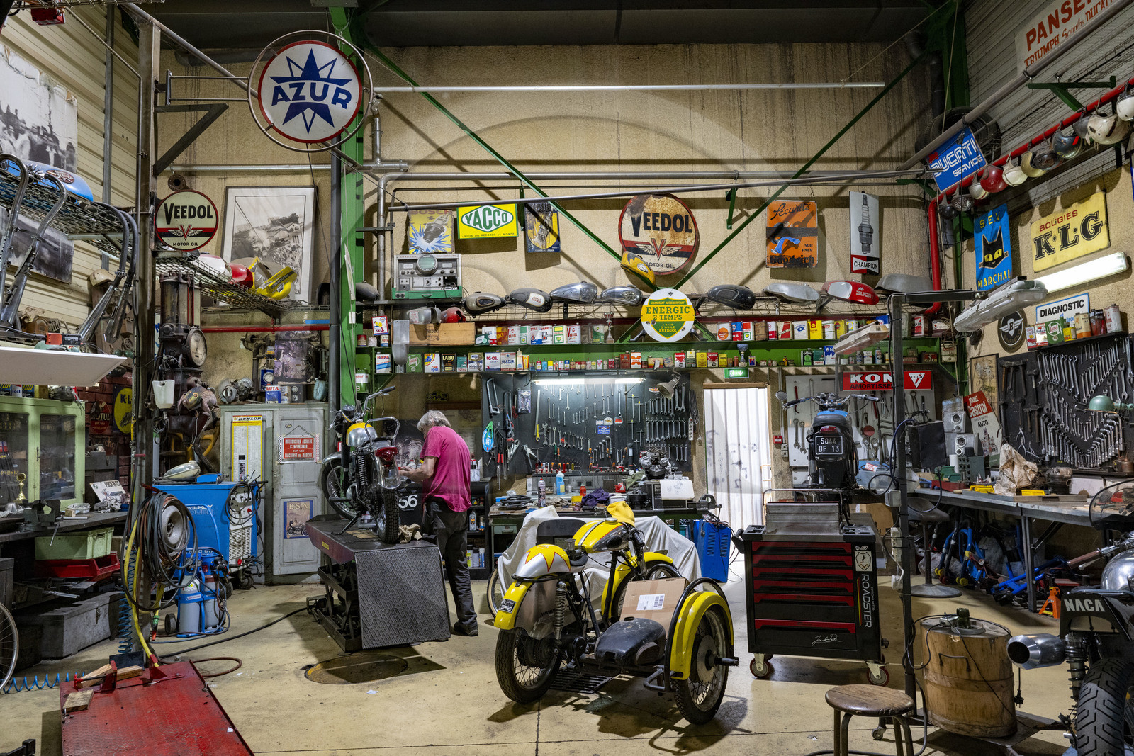 France, Bouches-du-Rhône (13), Marseille, quartiers nord, quartier des Aygalades, La Cité des Arts de la Rue, atelier Sud Side construction de décor et de scénographie