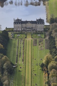 France, Côtes-d'Armor (22), L'Hermitage-Lorge, chateau de Lorge (vue aérienne)