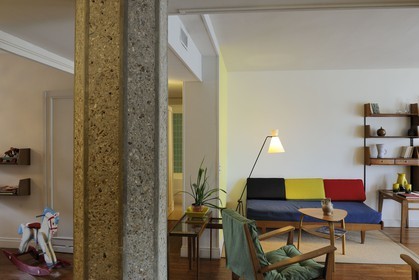 France, Seine-Maritime (76), Le Havre, Centre-ville reconstruit du Havre par Auguste Perret classé Patrimoine Mondial de l'UNESCO, appartement Perret, temoin de la reconstuction, agencé et meublé année 1950