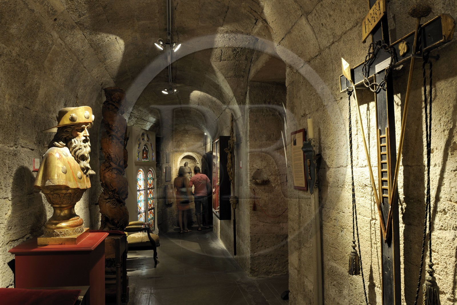 France, Hérault (34), Pézenas, vieille ville, collégiale Saint-Jean, exposition d'art sacré