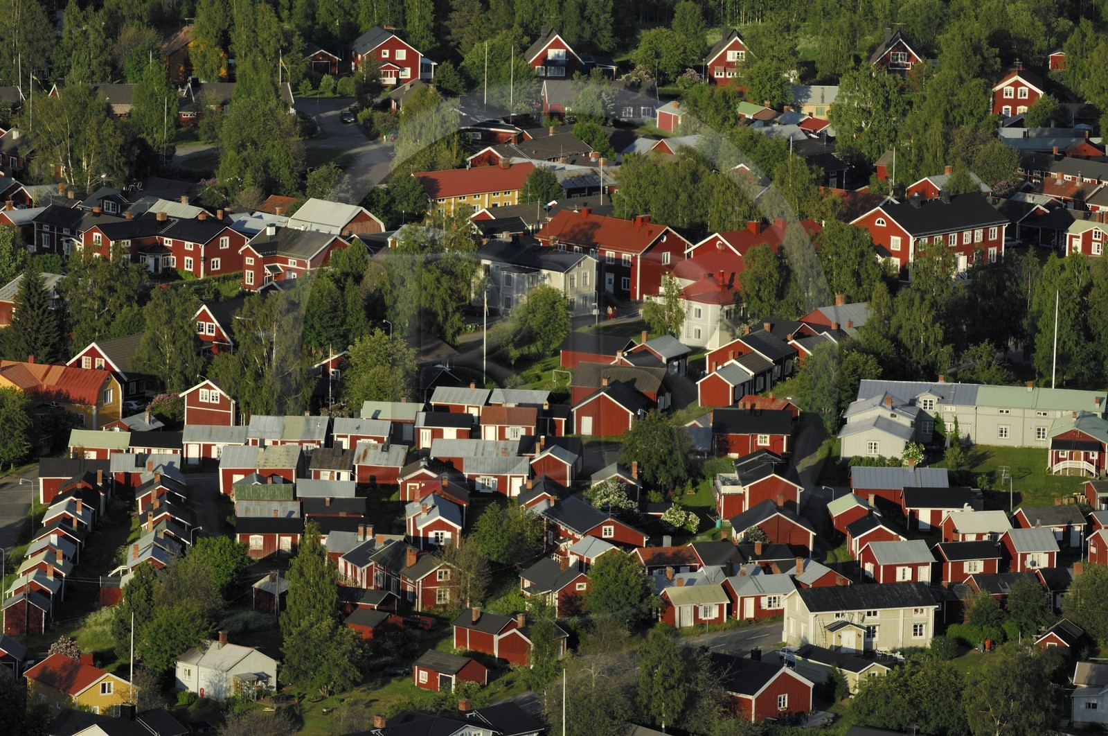 Suède, Laponie, comté de Norrbotten, Gammelstad, village-église historique classé Patrimoine Mondial de l'UNESCO (vue aérienne)