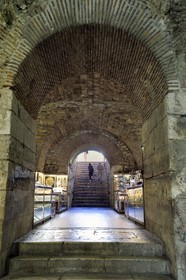 Croatie, Dalmatie, cote dalmate, Split, vieille ville romaine classée Patrimoine Mondial de l'UNESCO, les souterrains du Palais Dioclétien