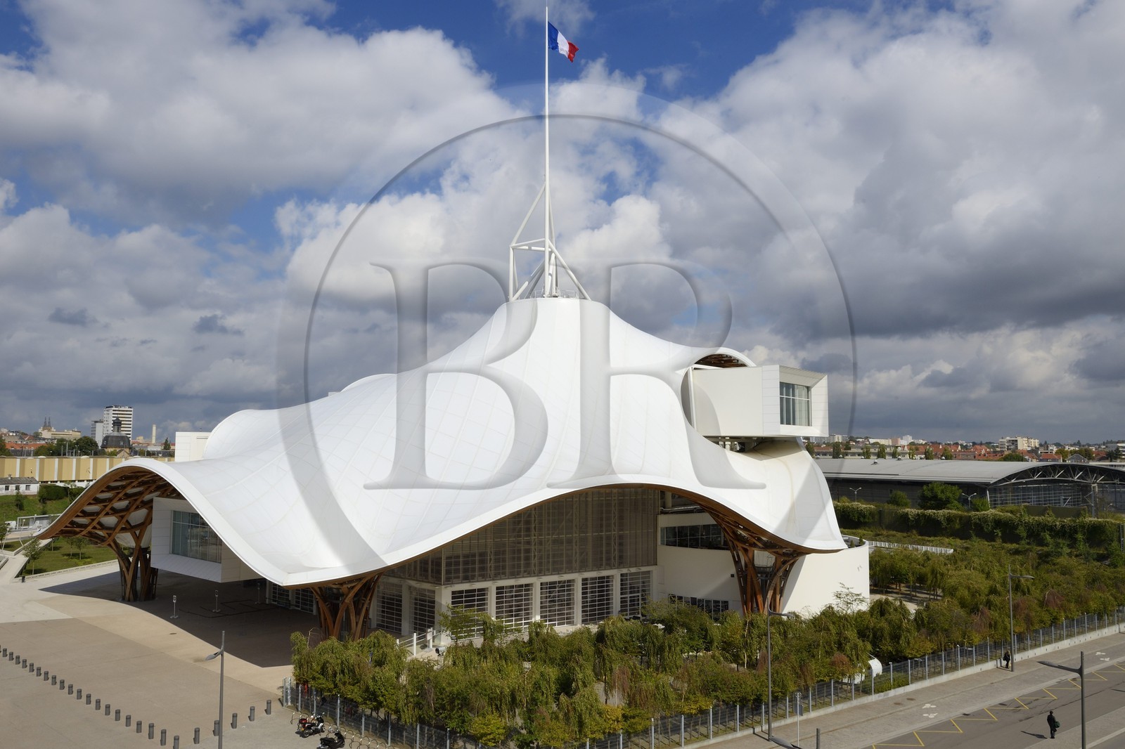 France, Moselle (57), Metz, quartier de l'Amphithéâtre, le Centre Pompidou-Metz, centre d'art conçus par les architectes Shigeru Ban et Jean de Gastines