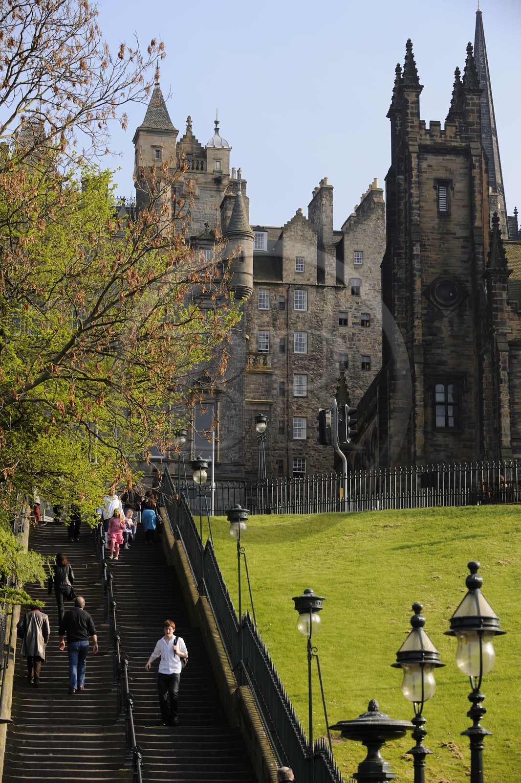 Royaume-Uni, Ecosse, Edimbourg, escaliers Playfair steps menant de  Princes street gardens à l'Assembly Hall