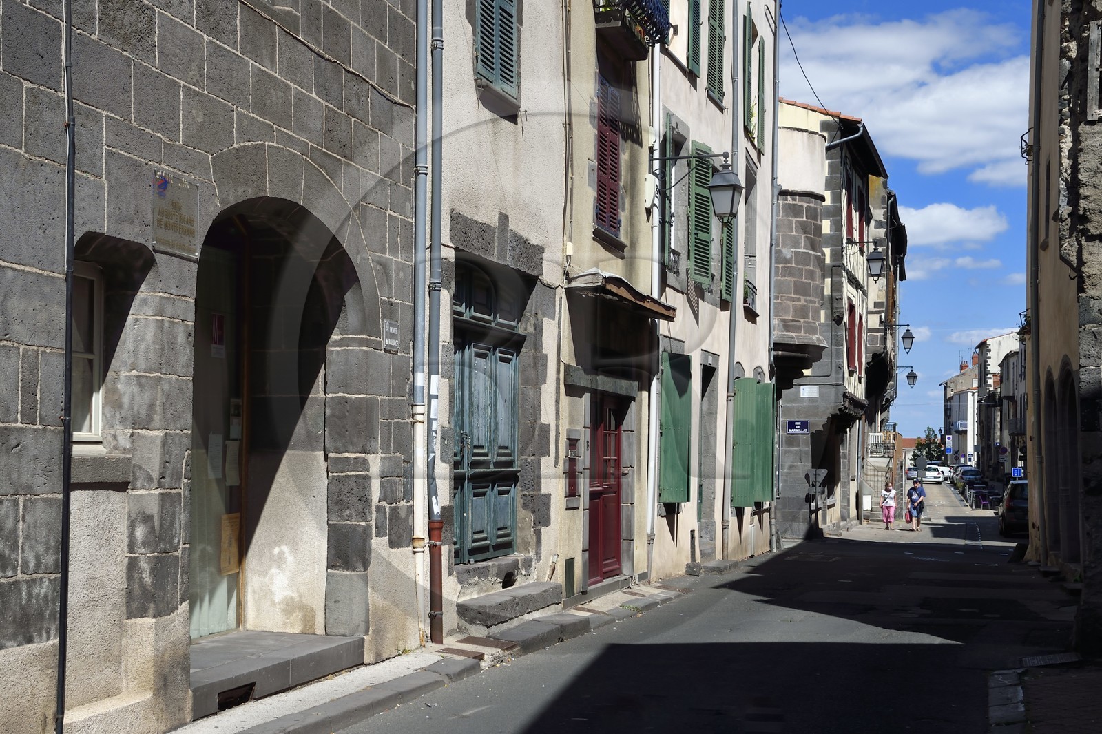 France, Puy-de-Dôme (63), Clermont-Ferrand, quartier de Montferrand, rue de la Rodade