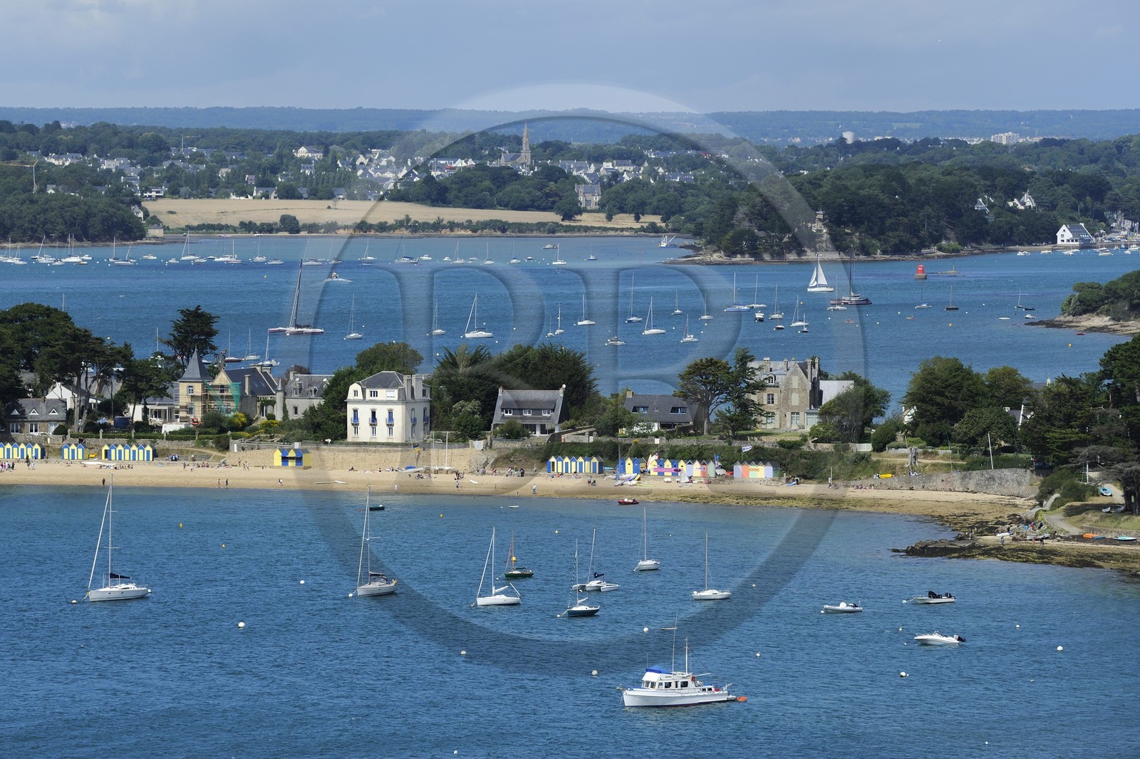 France, Morbihan (56), Golfe du Morbihan, Ile-aux-Moines, plage du Lério (vue aérienne)