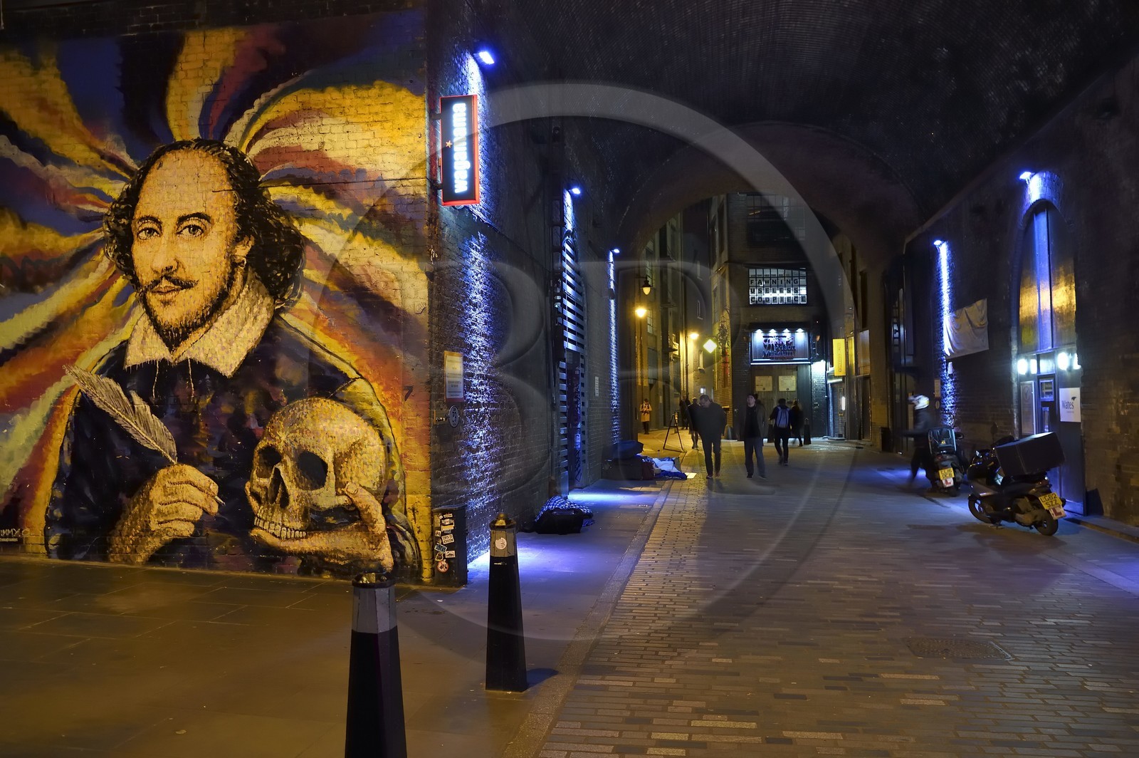 Royaume-Uni, Londres, Southwark, peinture murale de William Shakespeare par l'artiste Jimmy C dans Clink Street Bridge Tunnel près du Globe Theatre