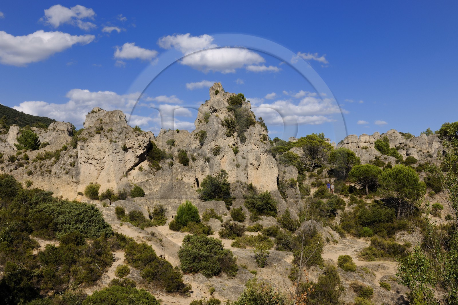 France, Hérault (34), Cirque de Mourèze, rochers dolomitiques