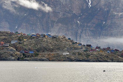 Greenland, west coast, Baffin bay, the town of Uummannaq clinging to the rock