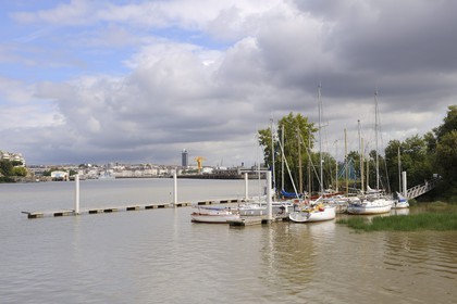 France, Loire-Atlantique (44), Nantes, la Loire à Trentemoult