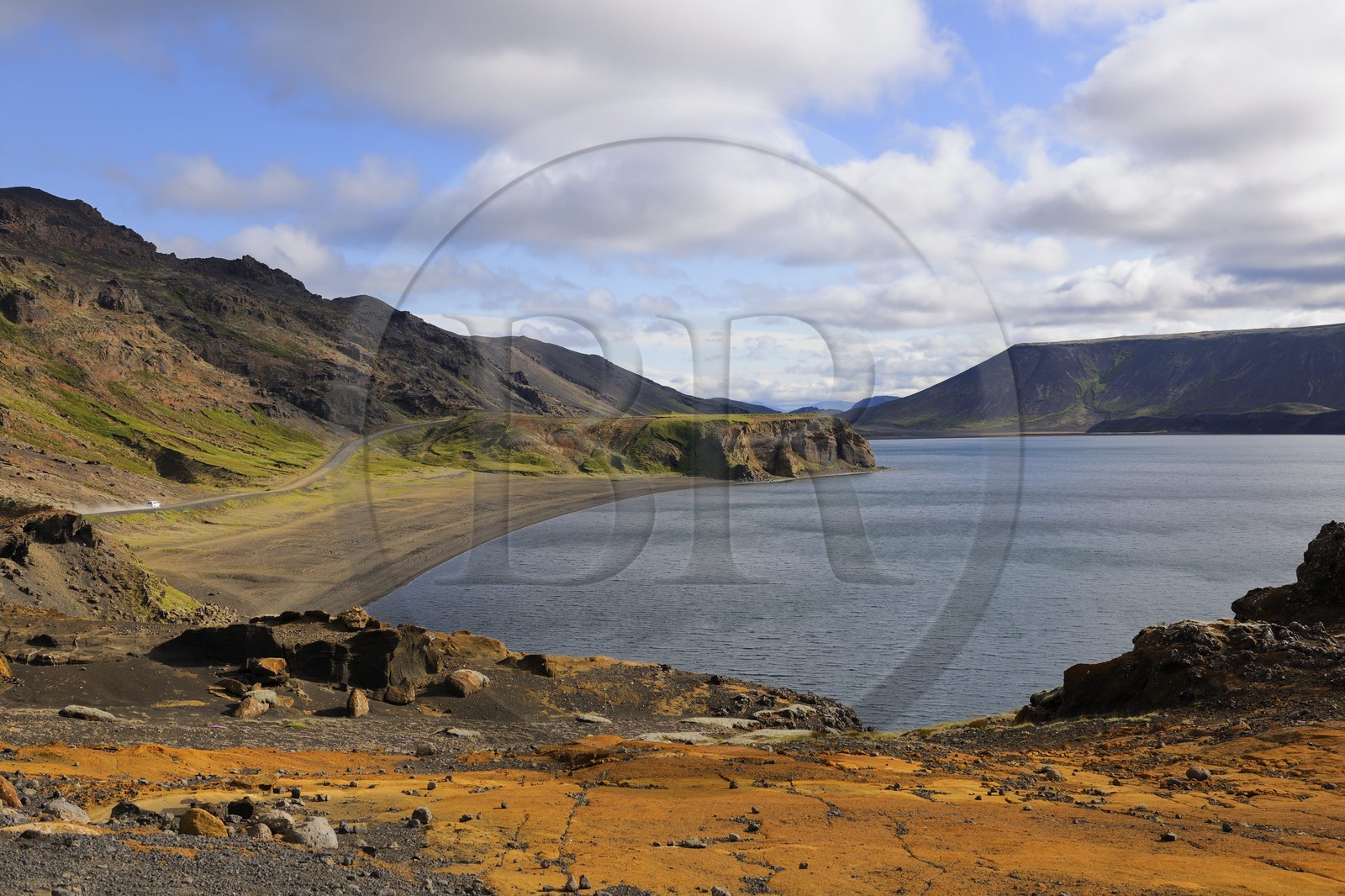 Iceland, Reykjavik region, Krisuvik Valley, Kleifarvatn Lake