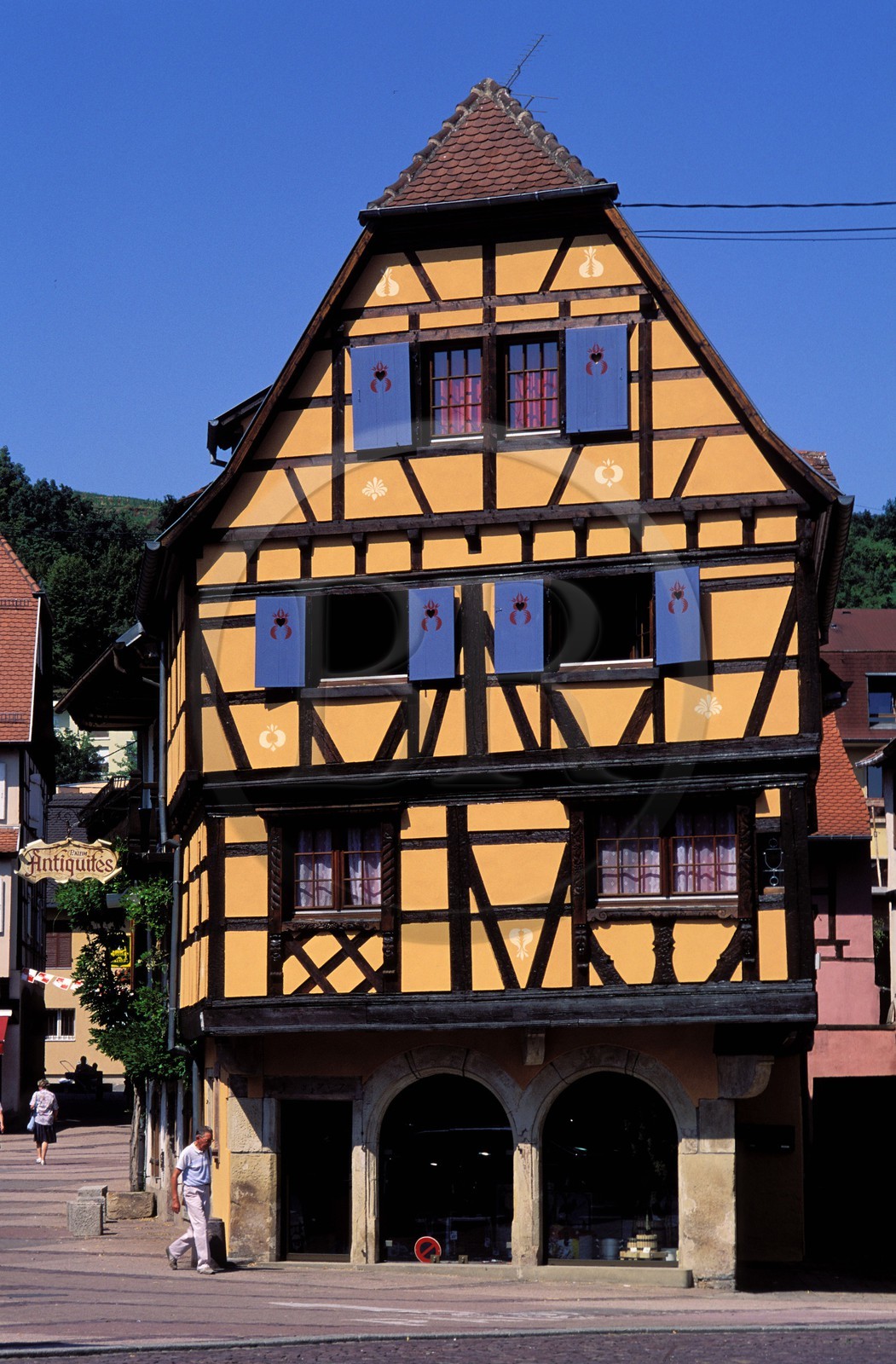 France, Bas Rhin, Obernai, front of half timbered house