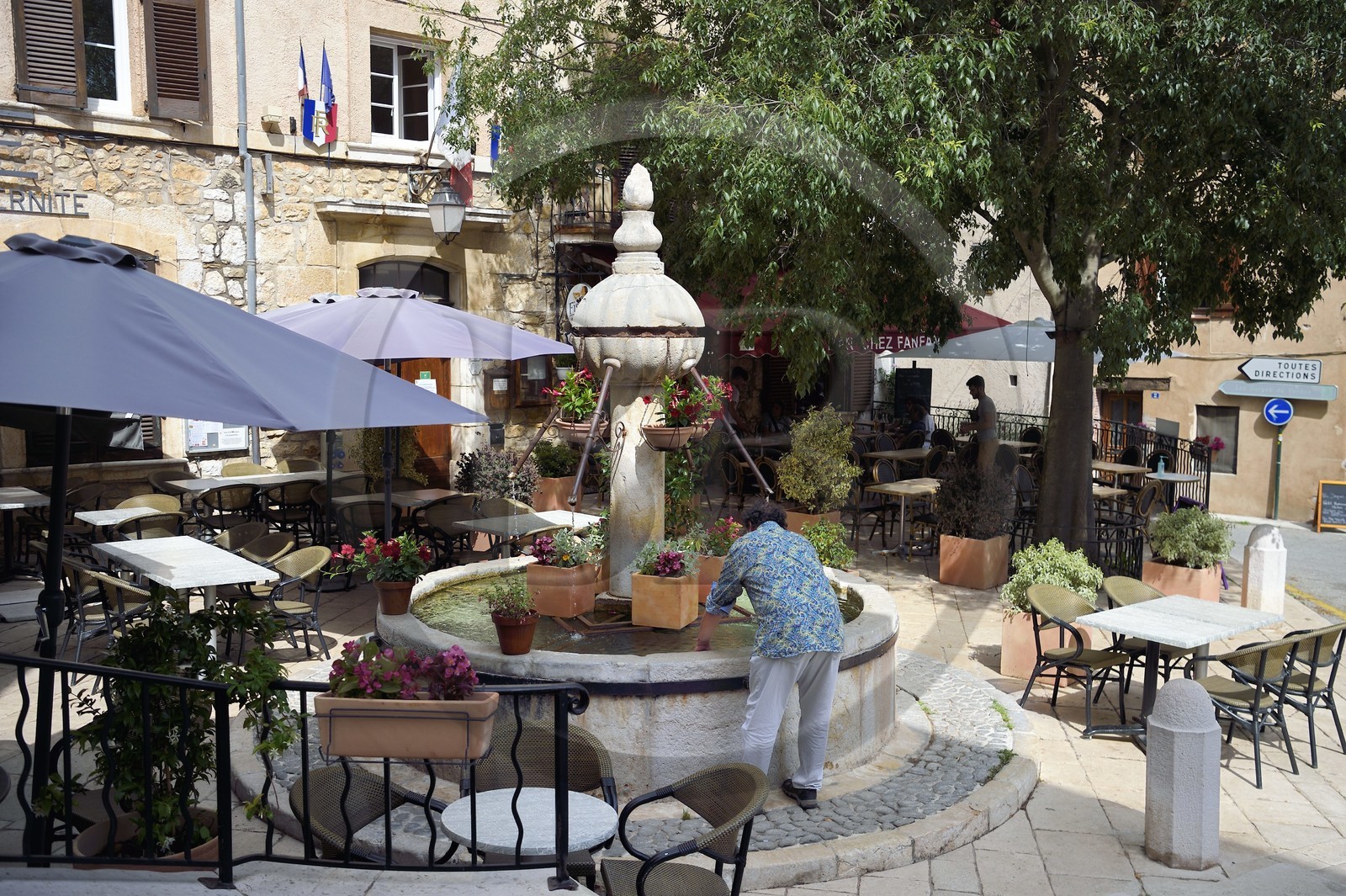 France, Var (83), Dracénie, Ampus, place de la Mairie