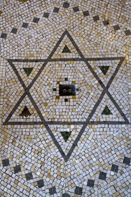 France, Alpes-Maritimes, Beaulieu-sur-Mer, neo-Greek style villa Kerylos build in 1908 by architect Emmanuel Pontremoli, mosaic and electrical outlet on the ground very modern for the beginning of the 20th century