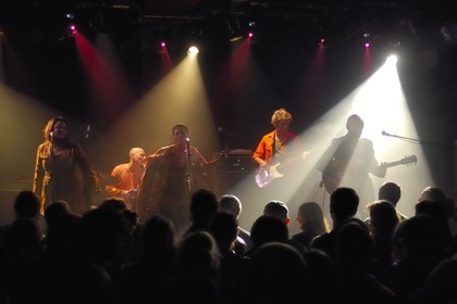 France, Paris (75), concert de Mamani Keita et Nicolas Repac à La maroquinerie rue boyer
